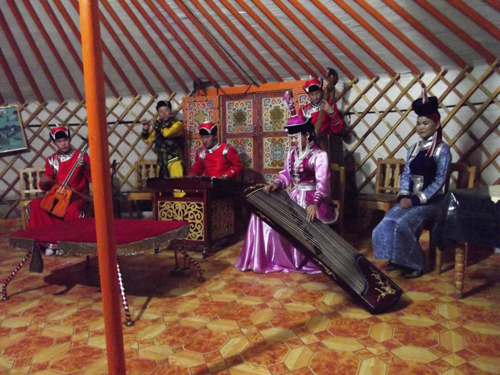 Karakorum – Amanecer de una noche agitada.