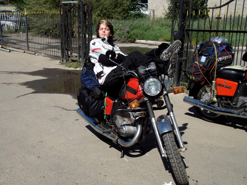 Bayan Onjüül - Mi Casamiento Mongol