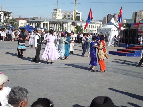Ulaanbaatar – Luchando con las motos