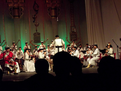 Ulaanbaatar – Música, Maestro!