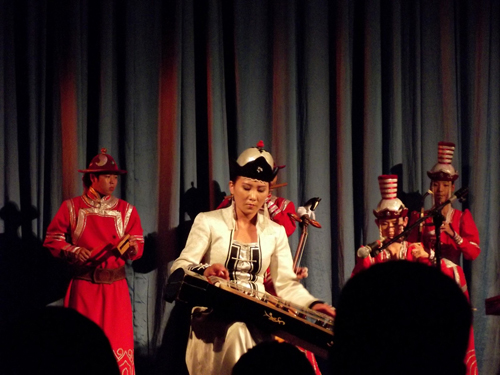Ulaanbaatar – Música, Maestro!